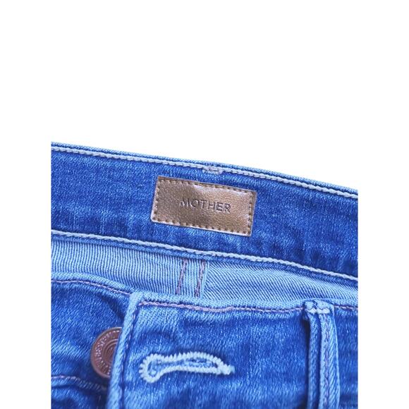 MOTHER The Insider Crop Step Chew Distressed Denim Jeans 28 Classic Quiet Luxury - Picture 7 of 11